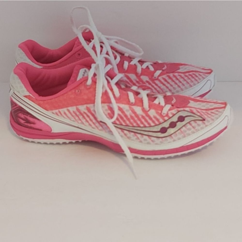 SAUCONY | Women's Kilkenny XC5 Track - Cross Country Spikes Pink White Sz 6